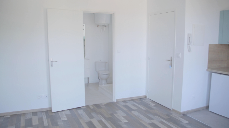 Studio refait à neuf secteur Cathédrale