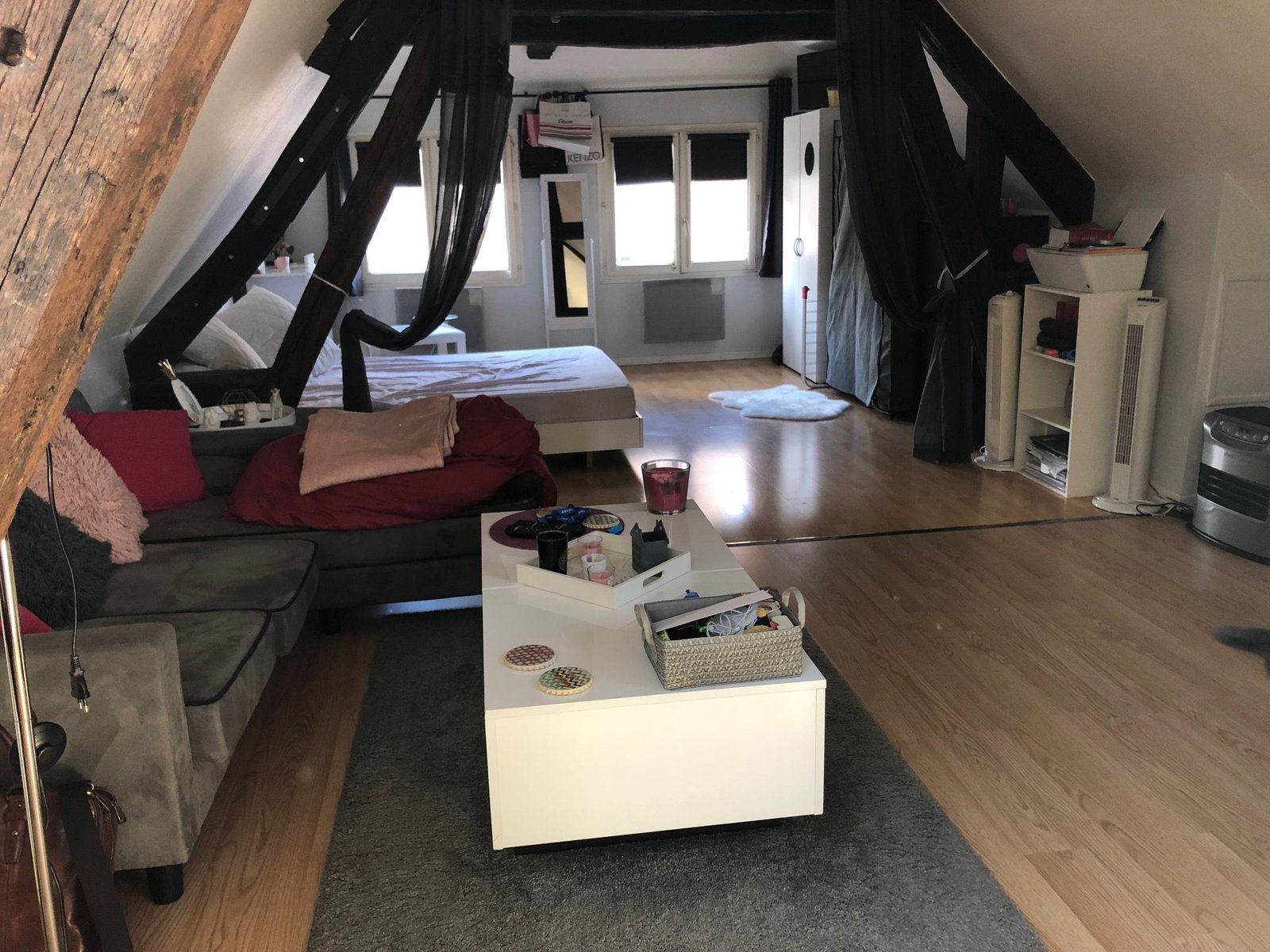 Grand studio meublé Hyper Centre