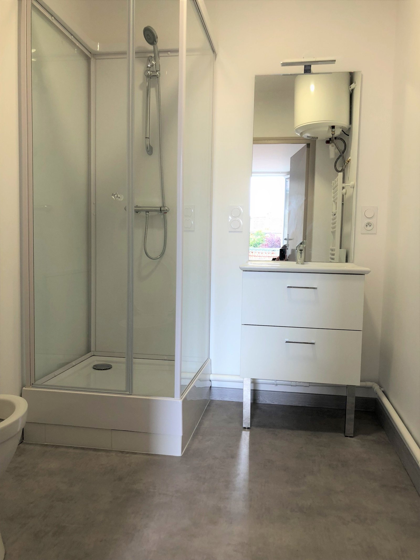 Studio refait à neuf secteur Cathédrale