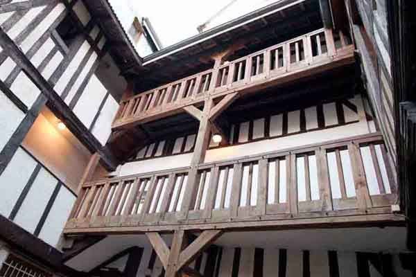 Duplex refait à neuf Hypercentre